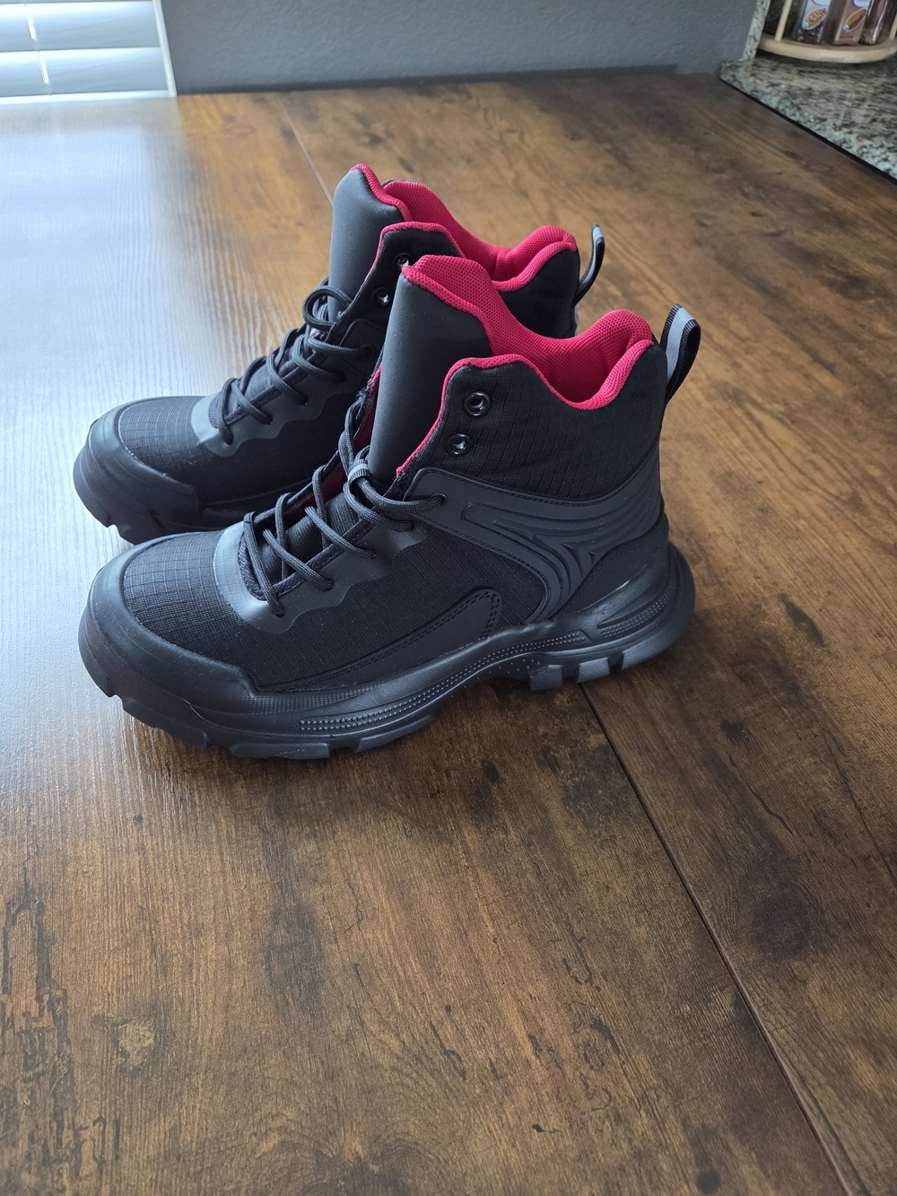 Men's Steel Toe High-Top Work Boots – Breathable Size 7.5 US